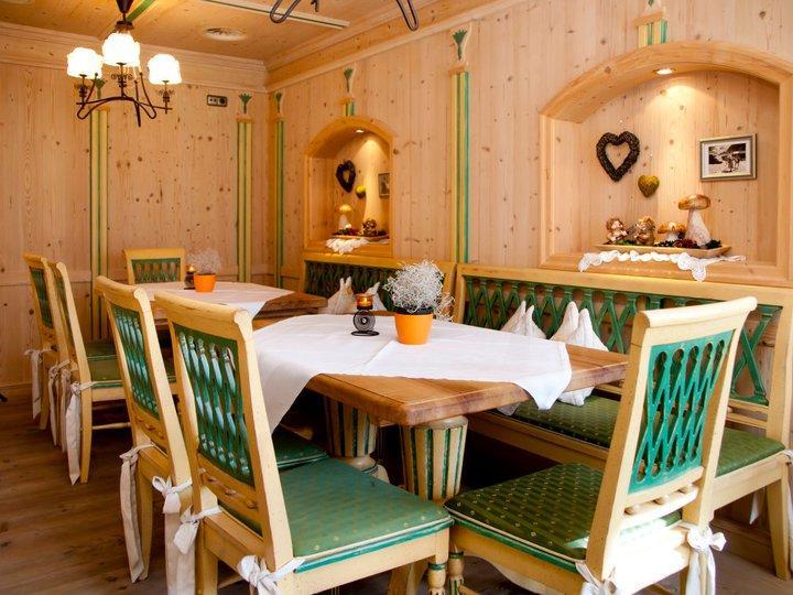 Alpin-Hotel Schrofenblick ไมย์อาโฮเฟิน ภายนอก รูปภาพ