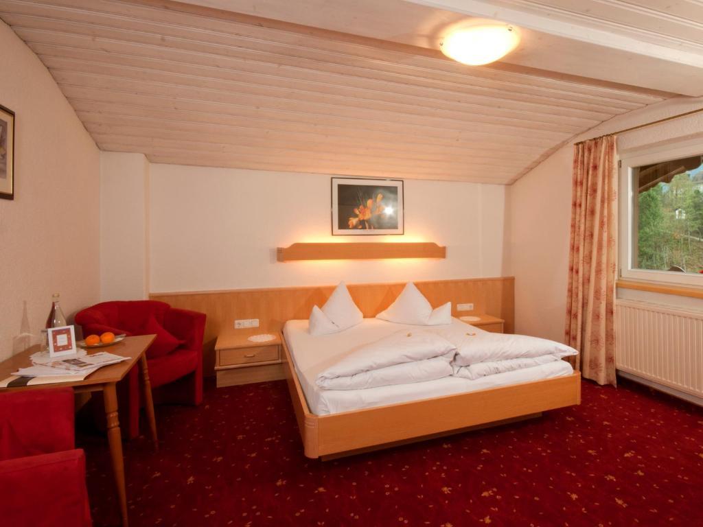 Alpin-Hotel Schrofenblick ไมย์อาโฮเฟิน ห้อง รูปภาพ